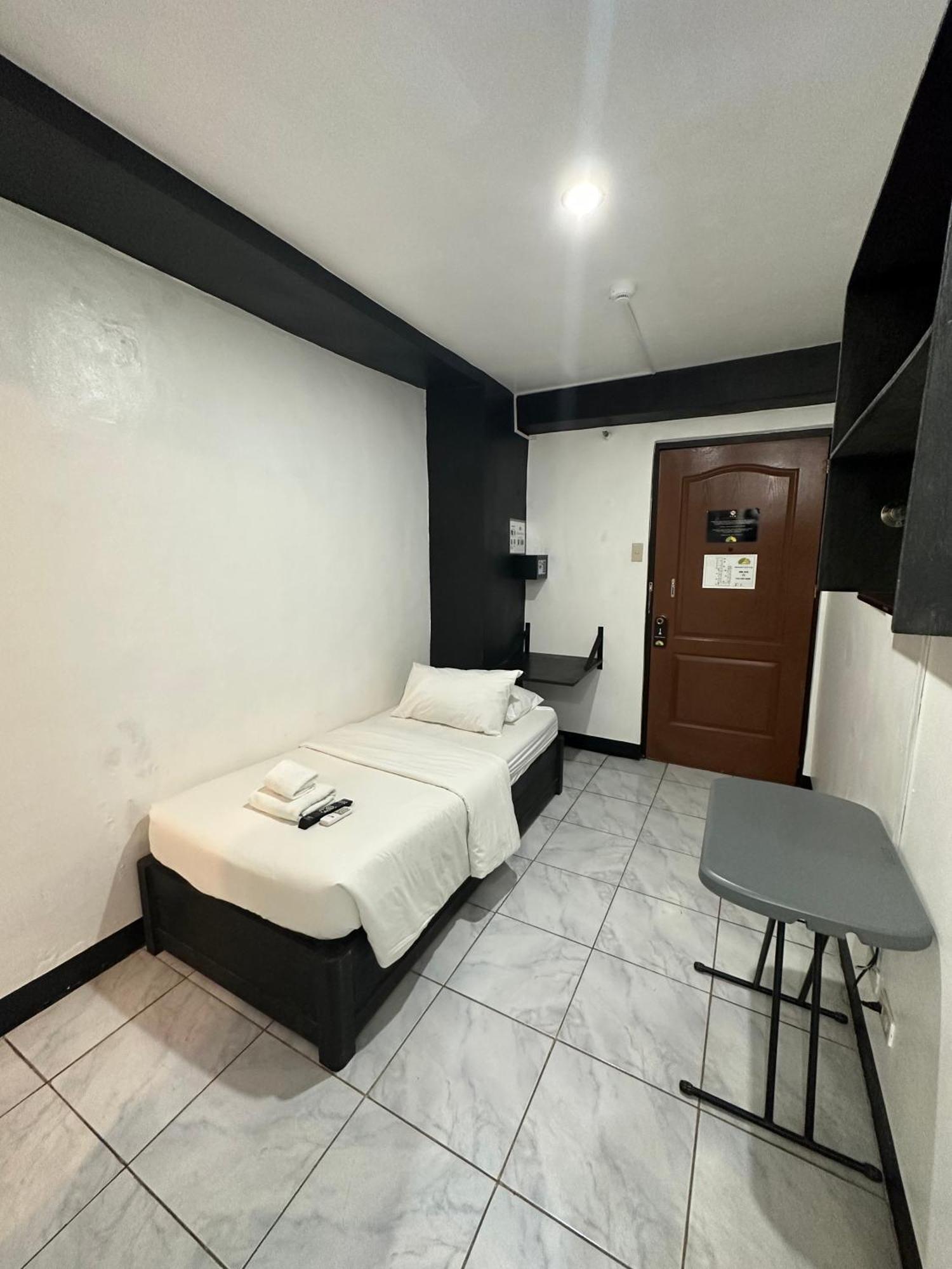 Fernando'S Hotel Sorsogon Zewnętrze zdjęcie
