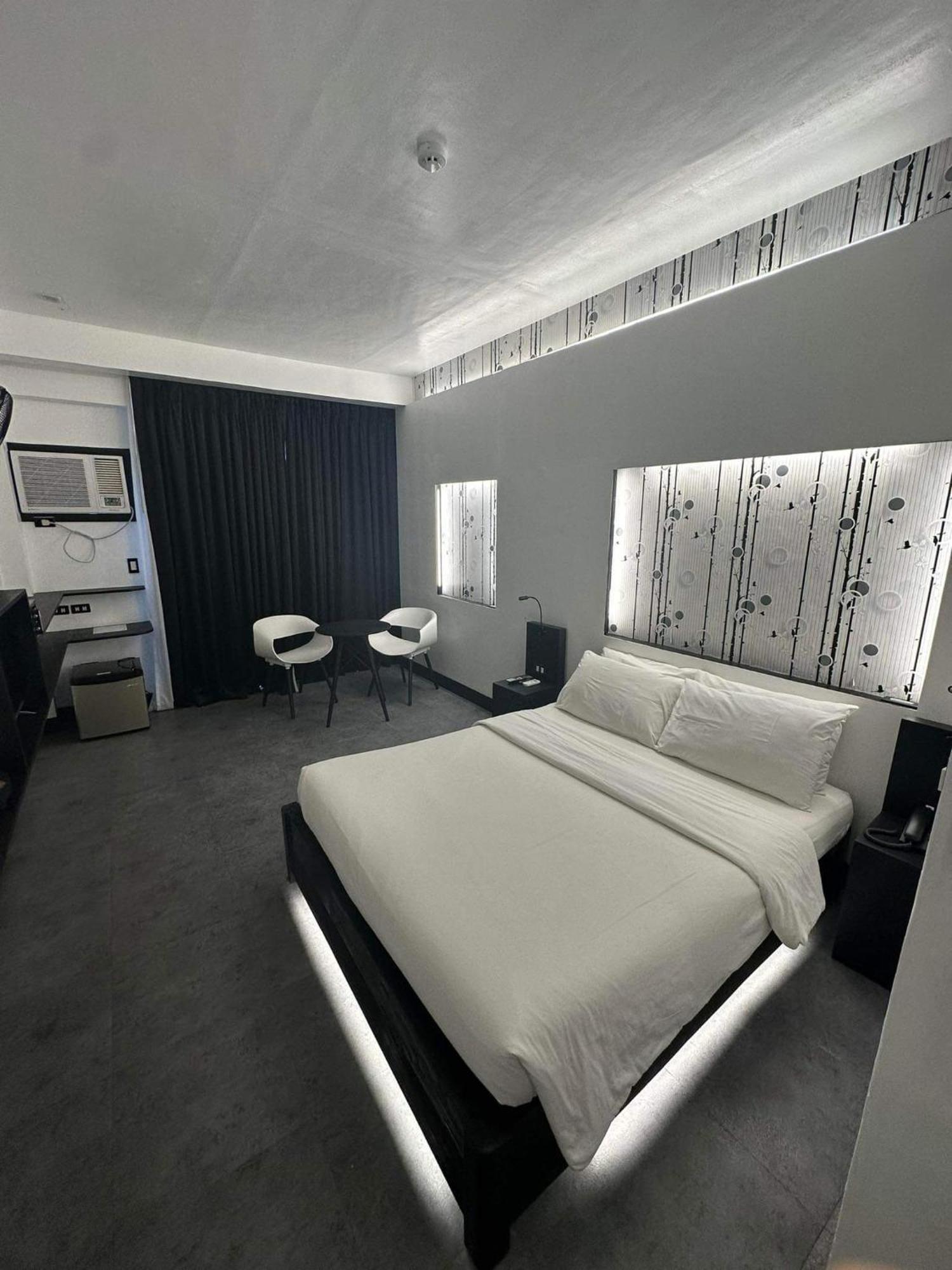 Fernando'S Hotel Sorsogon Zewnętrze zdjęcie