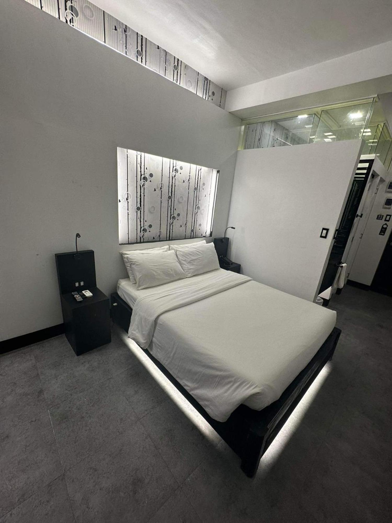 Fernando'S Hotel Sorsogon Zewnętrze zdjęcie